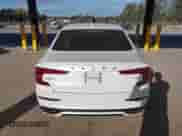 2020 Volvo S60 R-Design с VIN 7JR102FM8LG073060, выставлен на аукционе IAAI как лот 43311572 с пробегом 119 631 миль миль и . История ставок и продаж доступна на DreamBid. Изображение 17.