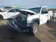 2007 Chevrolet Silverado 2500HD z VIN 1GBHK23U87F143166, wystawiony jako IAAI lot #41913814 z przebiegiem 412 948 mil mil oraz . Historia ofert i sprzedaży dostępna na DreamBid. Obrazek 20.
