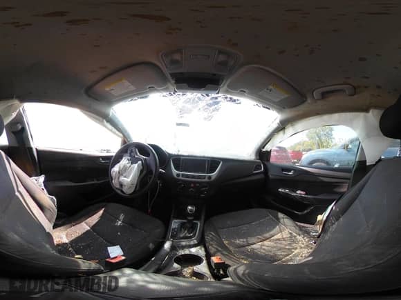2021 Hyundai Accent SE z VIN 3KPC24A61ME138502, wystawiony jako IAAI lot #43188175 z przebiegiem 163 982 mil mil oraz . Historia ofert i sprzedaży dostępna na DreamBid. Obrazek 18.