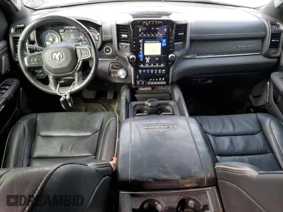 2020 Ram 1500 Limited z VIN 1C6SRFHM2LN250203, wystawiony jako Copart lot #45346655 z przebiegiem 65 669 mil mil oraz Szkoda całkowita • Salvage title. Historia ofert i sprzedaży dostępna na DreamBid. Obrazek 8.