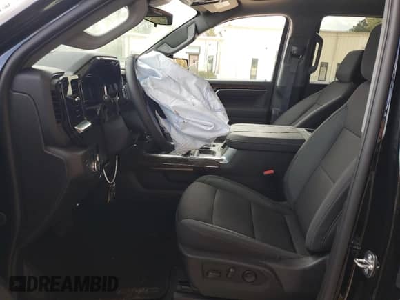 2024 GMC Sierra 1500 Elevation with VIN 3GTUUCE89RG397769, listed as a Copart auction lot 49845365 with 3,510 mi miles and Clean title. Bid and sale history available at DreamBid. Image 7.