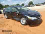 2016 Toyota Camry LE с VIN 4T4BF1FK0GR521021, выставлен на аукционе Copart как лот 81703105 с пробегом 139 913 миль миль и Списание • Salvage title. История ставок и продаж доступна на DreamBid. Изображение 4.