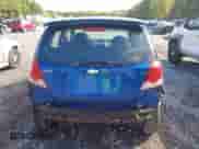 2008 Chevrolet Aveo LS с VIN KL1TD66678B062891, выставлен на аукционе IAAI как лот 43148640 с пробегом 142 678 миль миль и . История ставок и продаж доступна на DreamBid. Изображение 16.