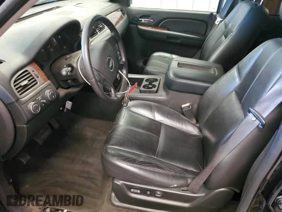 2009 Chevrolet Suburban 2LT с VIN 1GNFK26389R297813, выставлен на аукционе Copart как лот 68130925 с пробегом Не указан миль и Списание • Salvage title. История ставок и продаж доступна на DreamBid. Изображение 7.