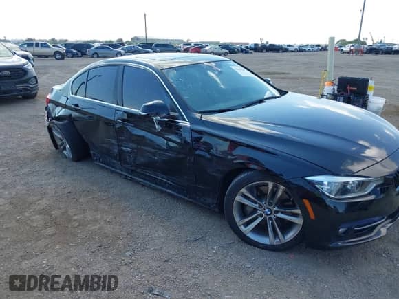 2017 BMW 3 Series 340i with VIN WBA8B3C58HK777464, listed as a IAAI auction lot 43130405 with 93,655 mi miles and . Bid and sale history available at DreamBid. Image 6.