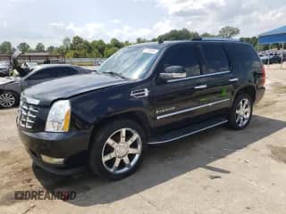 2008 Cadillac Escalade with VIN 1GYEC63848R168386, listed as a Copart auction lot 67755894 with 223,603 mi miles and Salvage title. Bid and sale history available at DreamBid. Image 1.
