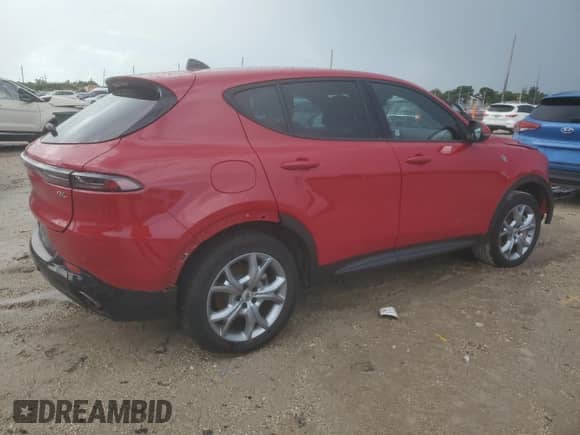 2024 Dodge Hornet R/T with VIN ZACPDFCW3R3A44255, listed as a Copart auction lot 84245075 with 24,300 mi miles and Non repairable. Bid and sale history available at DreamBid. Image 3.