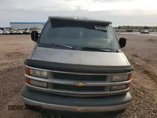 1999 Chevrolet Express z VIN 1GBFG15R6X1064605, wystawiony jako Copart lot #82674014 z przebiegiem 289 285 mil mil oraz Czysty tytuł • Clean title. Historia ofert i sprzedaży dostępna na DreamBid. Obrazek 5.