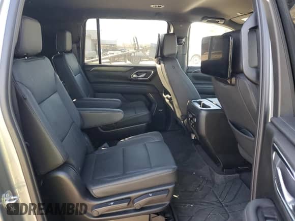 2024 Chevrolet Suburban LT with VIN 1GNSKCKD9RR185377, listed as a Copart auction lot 42807955 with 14,651 mi miles and Salvage title. Bid and sale history available at DreamBid. Image 11.