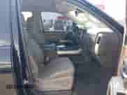 2016 Chevrolet Silverado 1500 LTZ z VIN 3GCUKSEC0GG336778, wystawiony jako IAAI lot #42285254 z przebiegiem 139 409 mil mil oraz . Historia ofert i sprzedaży dostępna na DreamBid. Obrazek 5.