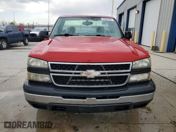 2006 Chevrolet Silverado 1500 Work Truck с VIN 3GCEC14V86G151553, выставлен на аукционе Copart как лот 52284265 с пробегом 122 016 миль миль и Списание • Salvage title. История ставок и продаж доступна на DreamBid. Изображение 5.