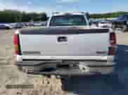 2007 GMC Sierra 1500 z VIN 1GTEC14Z77E172101, wystawiony jako Copart lot #71567265 z przebiegiem 450 778 mil mil oraz Szkoda całkowita • Salvage title. Historia ofert i sprzedaży dostępna na DreamBid. Obrazek 6.