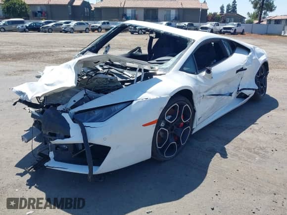 2019 Lamborghini Huracan LP 580-2 с VIN ZHWUC2ZF6KLA12449, выставлен на аукционе IAAI как лот 27460827 с пробегом 1 224 миль миль и . История ставок и продаж доступна на DreamBid. Изображение 16.