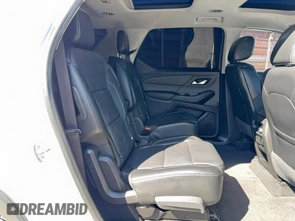 2018 Chevrolet Traverse LT с VIN 1GNEVHKW7JJ144039, выставлен на аукционе Copart как лот 85722735 с пробегом 27 224 миль миль и Чистый • Clean title. История ставок и продаж доступна на DreamBid. Изображение 6.