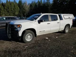 2020 Chevrolet Silverado 1500 Work Truck z VIN 3GCUYAEFXLG305888, wystawiony jako Copart lot #41861795 z przebiegiem 87 914 mil mil oraz Szkoda całkowita • Salvage title. Historia ofert i sprzedaży dostępna na DreamBid. Obrazek 1.