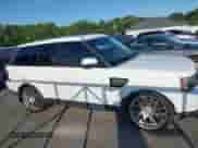 2013 Land Rover Range Rover Sport HSE Lux z VIN SALSK2D41DA810953, wystawiony jako IAAI lot #42763851 z przebiegiem 84 435 mil mil oraz . Historia ofert i sprzedaży dostępna na DreamBid. Obrazek 13.