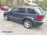 2007 Jeep Grand Cherokee Laredo с VIN 1J8GR48KX7C518846, выставлен на аукционе IAAI как лот 43552735 с пробегом 121 725 миль миль и . История ставок и продаж доступна на DreamBid. Изображение 3.