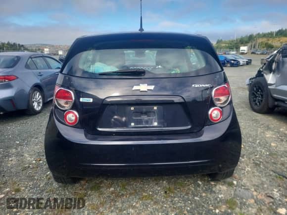 2013 Chevrolet Sonic LS с VIN 1G1JA6EH7D4226434, выставлен на аукционе Copart как лот 70985375 с пробегом 167 092 миль миль и Списание • Salvage title. История ставок и продаж доступна на DreamBid. Изображение 6.