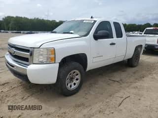 2011 Chevrolet Silverado 1500 LS z VIN 1GCRCREA2BZ452857, wystawiony jako Copart lot #70375045 z przebiegiem Nie podano mil oraz Czysty tytuł • Clean title. Historia ofert i sprzedaży dostępna na DreamBid. Obrazek 1.
