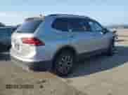 2021 Volkswagen Tiguan S с VIN 3VV0B7AX8MM118977, выставлен на аукционе Copart как лот 68700125 с пробегом 88 890 миль миль и Списание • Salvage title. История ставок и продаж доступна на DreamBid. Изображение 3.