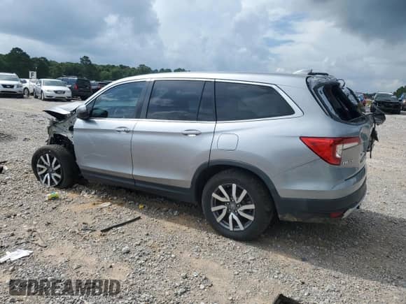 2021 Honda Pilot EX z VIN 5FNYF6H32MB023256, wystawiony jako Copart lot #58390145 z przebiegiem 56 179 mil mil oraz Szkoda całkowita • Salvage title. Historia ofert i sprzedaży dostępna na DreamBid. Obrazek 2.