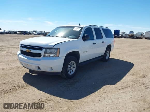2014 Chevrolet Suburban с VIN 1GNSC5E00ER240021, выставлен на аукционе IAAI как лот 41688167 с пробегом 206 792 миль миль и . История ставок и продаж доступна на DreamBid. Изображение 2.