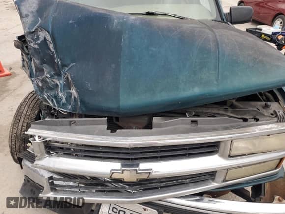 1997 Chevrolet Silverado 1500 with VIN 1GCEC19W1VE157394, listed as a Copart auction lot 44196375 with 232,327 mi miles and Salvage title. Bid and sale history available at DreamBid. Image 12.