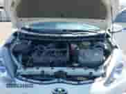 2015 Toyota Prius One z VIN JTDKDTB37F1089798, wystawiony jako IAAI lot #41838827 z przebiegiem 137 655 mil mil oraz . Historia ofert i sprzedaży dostępna na DreamBid. Obrazek 10.