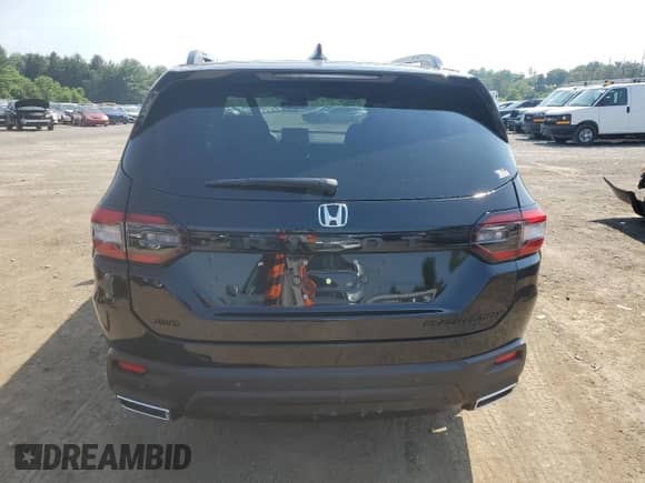 2025 Honda Pilot Black Edition z VIN 5FNYG1H93SB114988, wystawiony jako Copart lot #61951155 z przebiegiem 12 220 mil mil oraz Szkoda całkowita • Salvage title. Historia ofert i sprzedaży dostępna na DreamBid. Obrazek 6.