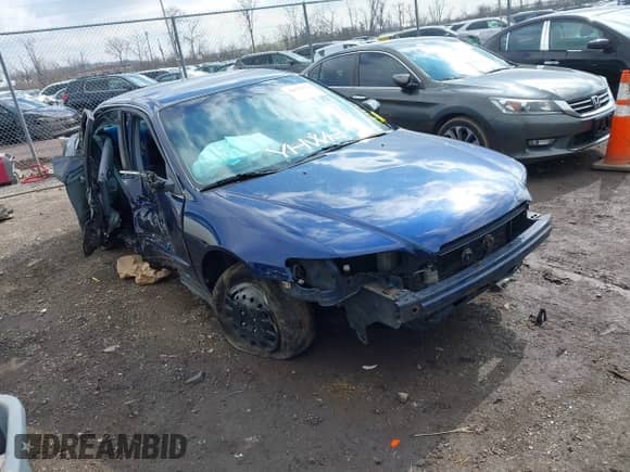 2002 Honda Accord VP with VIN 1HGCF86652A172271, listed as a IAAI auction lot 41679326 with 119,032 mi miles and . Bid and sale history available at DreamBid. Image 1.