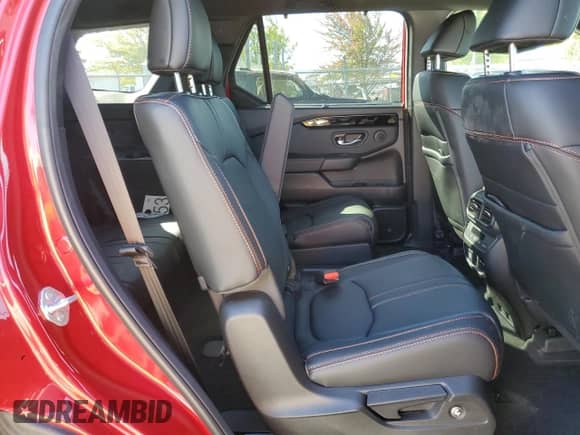 2025 Honda Pilot TrailSport with VIN 5FNYG1H68SB024192, listed as a Copart auction lot 81093375 with 10,541 mi miles and Salvage title. Bid and sale history available at DreamBid. Image 11.