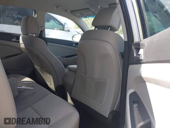 2017 Hyundai Tucson SE z VIN KM8J3CA41HU500554, wystawiony jako IAAI lot #43159301 z przebiegiem 42 325 mil mil oraz . Historia ofert i sprzedaży dostępna na DreamBid. Obrazek 8.