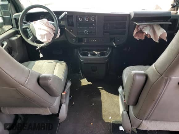 2019 Chevrolet Express Passenger LT с VIN 1GAZGMFP7K1291732, выставлен на аукционе Copart как лот 59741345 с пробегом 155 975 миль миль и Списание • Salvage title. История ставок и продаж доступна на DreamBid. Изображение 8.
