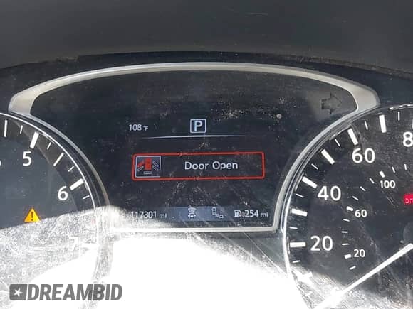 2019 Nissan Pathfinder S z VIN 5N1DR2MN6KC619496, wystawiony jako IAAI lot #42575001 z przebiegiem 117 301 mil mil oraz . Historia ofert i sprzedaży dostępna na DreamBid. Obrazek 15.