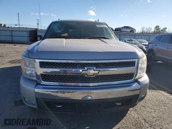 2008 Chevrolet Silverado 1500 1LT с VIN 1GCEK19JX8E190065, выставлен на аукционе Copart как лот 76371654 с пробегом 181 386 миль миль и Списание • Salvage title. История ставок и продаж доступна на DreamBid. Изображение 5.