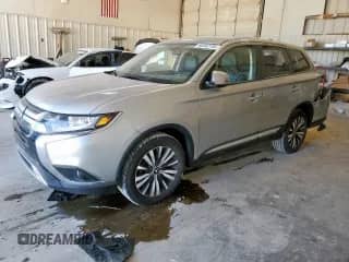 2019 Mitsubishi Outlander ES с VIN JA4AZ3A39KJ001742, выставлен на аукционе Copart как лот 80302155 с пробегом 152 694 миль миль и Списание • Salvage title. История ставок и продаж доступна на DreamBid. Изображение 1.