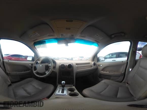 2006 Ford Freestyle Limited с VIN 1FMDK031X6GA53901, выставлен на аукционе IAAI как лот 42809101 с пробегом 126 133 миль миль и . История ставок и продаж доступна на DreamBid. Изображение 18.