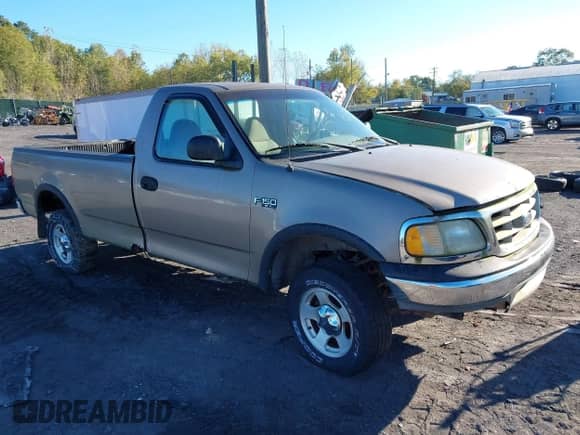 2003 Ford F-150 XL с VIN 1FTRF18293NB61407, выставлен на аукционе IAAI как лот 43421618 с пробегом 139 075 миль миль и . История ставок и продаж доступна на DreamBid. Изображение 1.