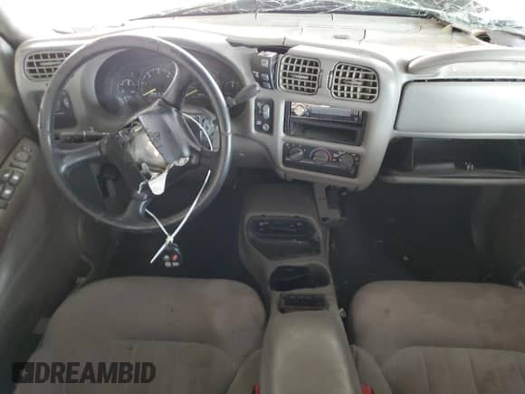 2004 Chevrolet Blazer LS z VIN 1GNDT13X84K120850, wystawiony jako Copart lot #72561234 z przebiegiem 188 094 mil mil oraz Szkoda całkowita • Salvage title. Historia ofert i sprzedaży dostępna na DreamBid. Obrazek 8.