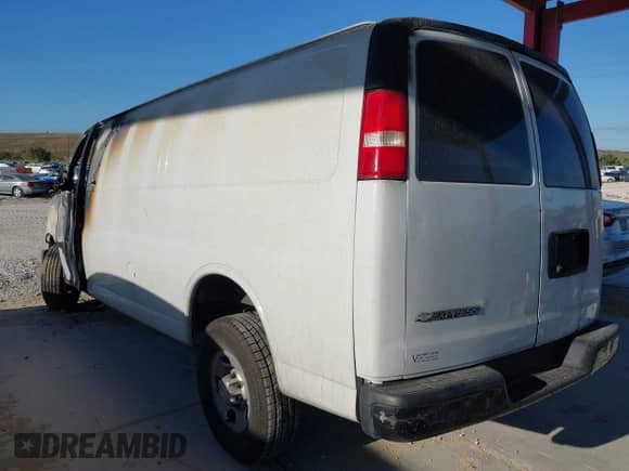 2019 Chevrolet Express Cargo с VIN 1GCWGBFP3K1171862, выставлен на аукционе IAAI как лот 42027673 с пробегом Не указан миль и . История ставок и продаж доступна на DreamBid. Изображение 3.