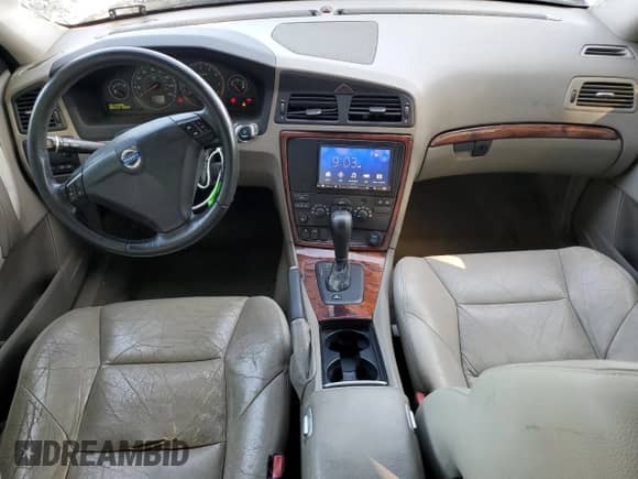 2009 Volvo S60 2.5T with VIN YV1RS592192731261, listed as a Copart auction lot 67534675 with 133,258 mi miles and Salvage title. Bid and sale history available at DreamBid. Image 8.