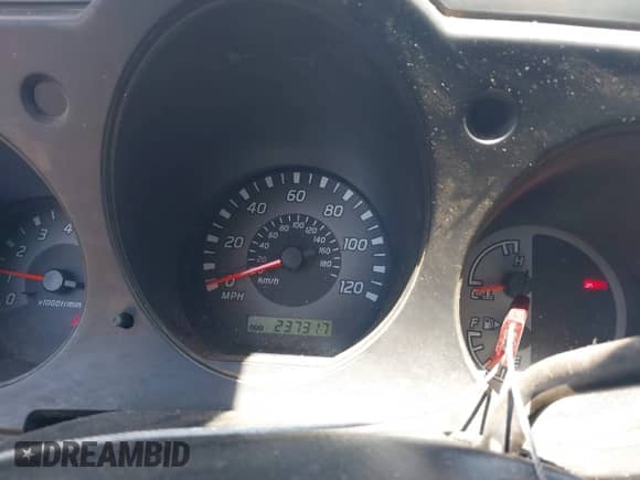 2003 Nissan Frontier XE z VIN 1N6DD26T93C456470, wystawiony jako IAAI lot #39643098 z przebiegiem 237 317 mil mil oraz . Historia ofert i sprzedaży dostępna na DreamBid. Obrazek 7.