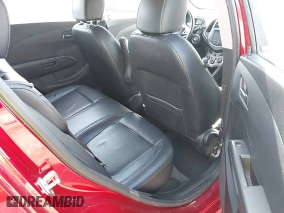 2013 Chevrolet Sonic LTZ с VIN 1G1JE6SH4D4167237, выставлен на аукционе IAAI как лот 41694276 с пробегом 95 276 миль миль и . История ставок и продаж доступна на DreamBid. Изображение 8.