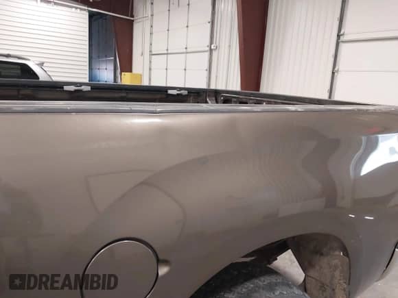 2011 Toyota Tundra с VIN 5TFUY5F16BX171501, выставлен на аукционе IAAI как лот 42282175 с пробегом 281 311 миль миль и . История ставок и продаж доступна на DreamBid. Изображение 17.