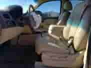 2013 Chevrolet Suburban LS z VIN 1GNSCHE01DR323733, wystawiony jako Copart lot #42207495 z przebiegiem 147 072 mil mil oraz Szkoda całkowita • Salvage title. Historia ofert i sprzedaży dostępna na DreamBid. Obrazek 7.