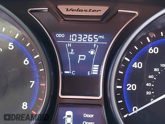 2013 Hyundai Veloster Turbo с VIN KMHTC6AE8DU156928, выставлен на аукционе IAAI как лот 43471857 с пробегом 103 265 миль миль и . История ставок и продаж доступна на DreamBid. Изображение 15.