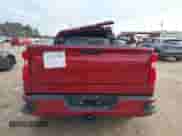 2020 Chevrolet Silverado 1500 Custom z VIN 3GCPWBEK6LG217622, wystawiony jako IAAI lot #41374300 z przebiegiem Nie podano mil oraz . Historia ofert i sprzedaży dostępna na DreamBid. Obrazek 17.