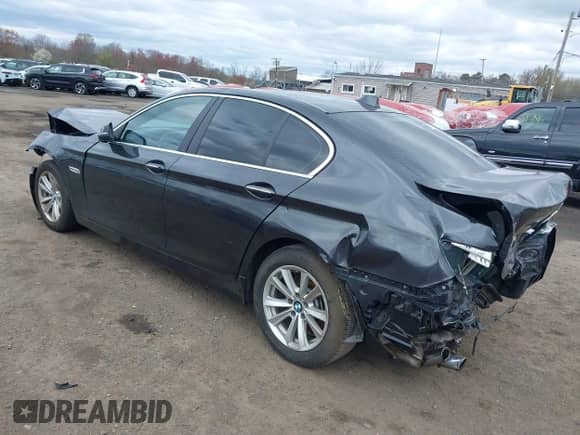 2016 BMW 5 Series 528i xDrive с VIN WBA5A7C5XGG152319, выставлен на аукционе IAAI как лот 42053341 с пробегом 90 500 миль миль и . История ставок и продаж доступна на DreamBid. Изображение 3.