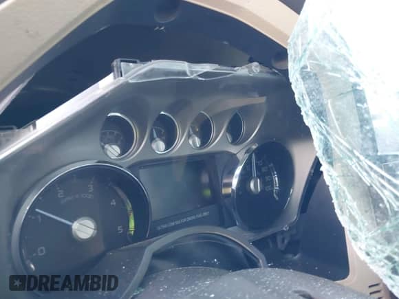 2012 Ford F-250 XL с VIN 1FT7X2BT7CEA65271, выставлен на аукционе IAAI как лот 41892731 с пробегом Не указан миль и . История ставок и продаж доступна на DreamBid. Изображение 7.