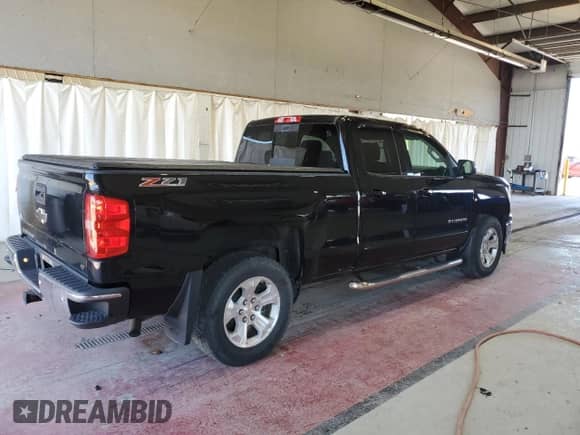 2015 Chevrolet Silverado 1500 LT z VIN 1GCVKREC3FZ379958, wystawiony jako Copart lot #69263155 z przebiegiem 84 522 mil mil oraz Szkoda całkowita • Salvage title. Historia ofert i sprzedaży dostępna na DreamBid. Obrazek 3.